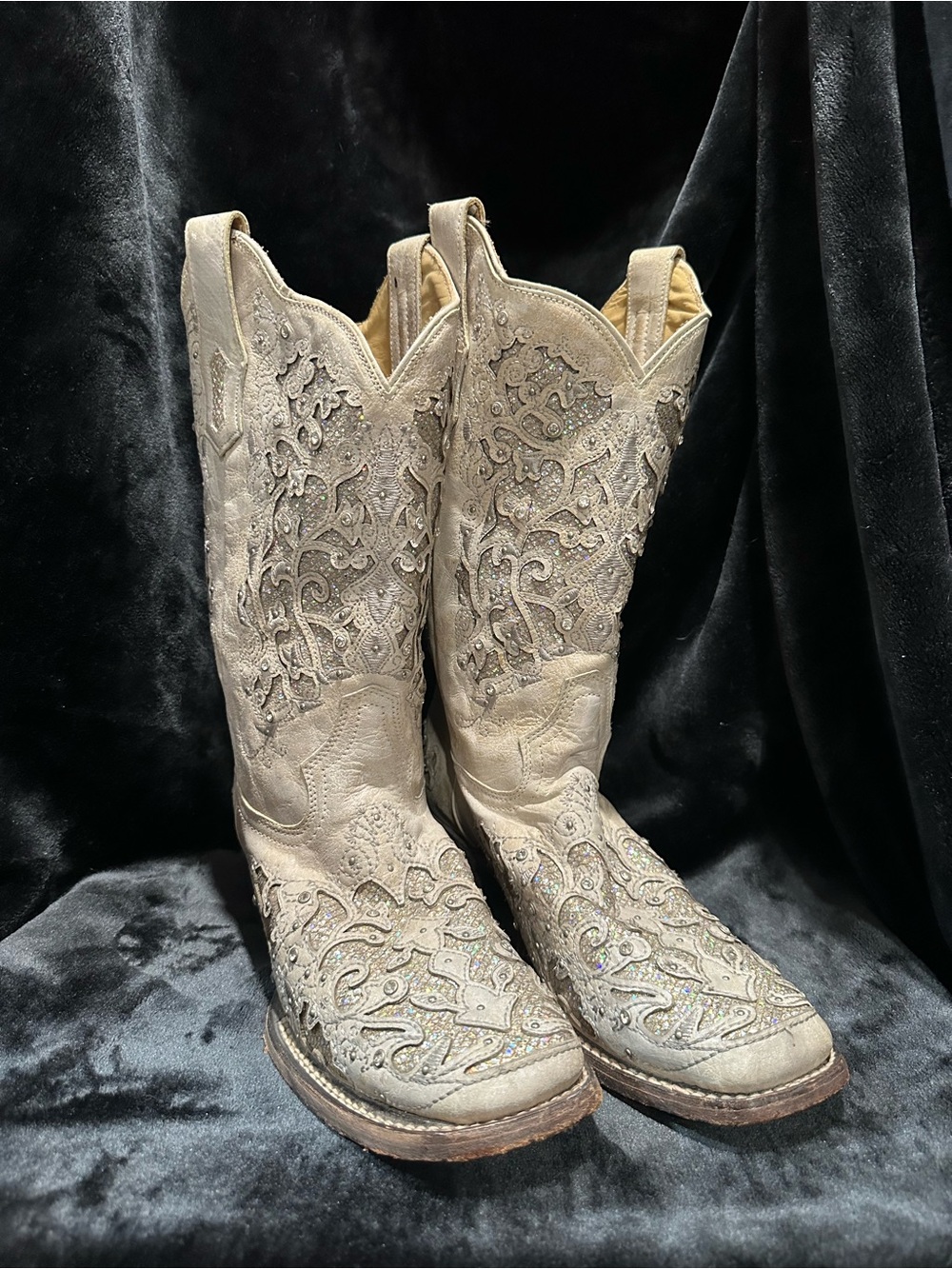 Corral White Glitter Inlay Boots Women’s Size 11